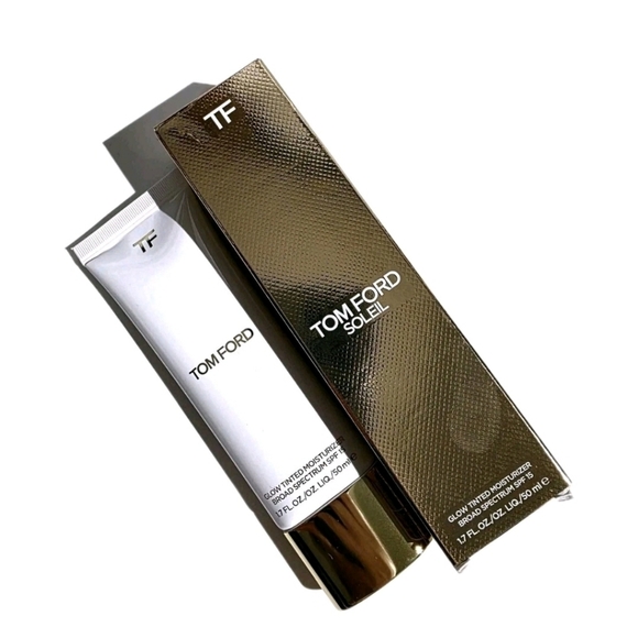 Tom Ford Soleil Glow Tinted Moisturizer #11.5 Warm Nutmeg New - Picture 1 of 1